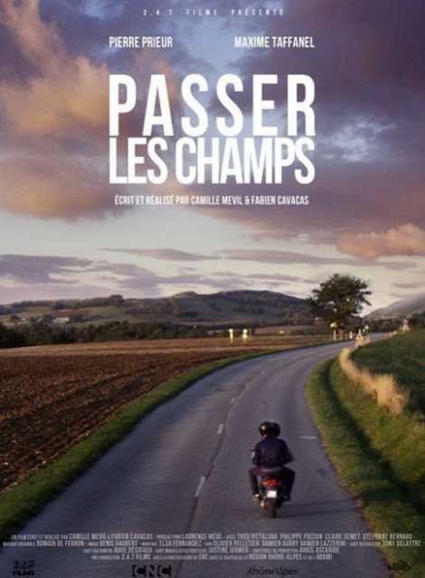 A Través De Los Campos – Passer Les Champs – CORTO – Francia – 2015