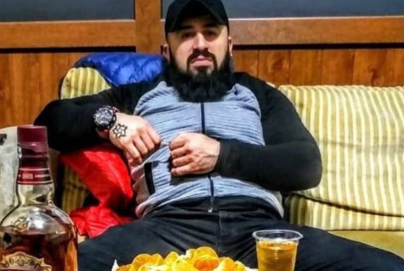 ACTUALIDAD: Este matón supuestamente secuestró y golpeó a un sordo gay antes de publicar fotos de él en Instagram
